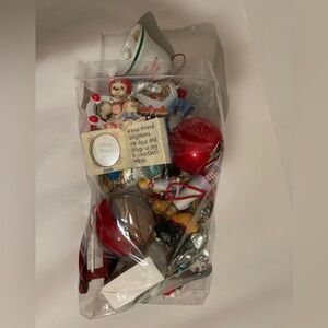 Bag of over 25 ornaments